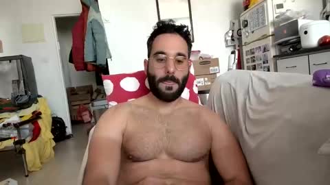 Snapshot of cuman15 chatting on February 14, 11:21 am Cuman online show from February 14, 11:21 am