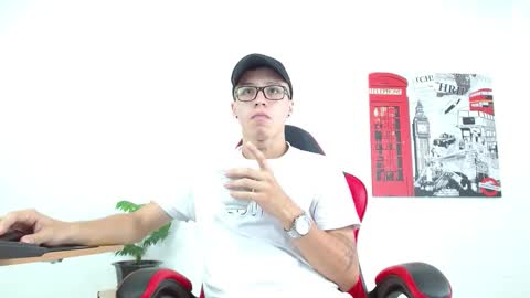 cumandres online show from September 16, 1:45 pm