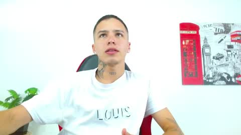 cumandres online show from April 18, 2:54 pm