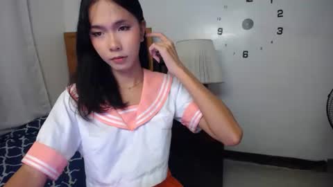 Snapshot of cumcute_ellez chatting on April 9, 2:44 pm Elle online show from April 9, 2:44 pm