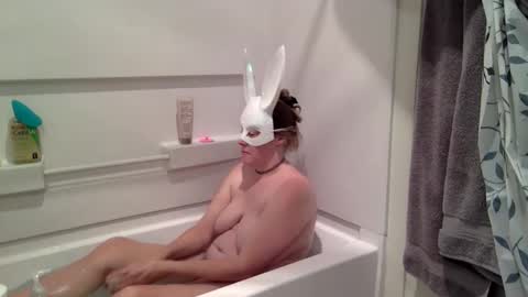 CumDumpSlut online show from March 16, 1:55 am