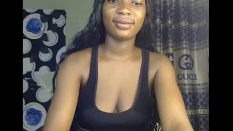 Snapshot of cumebony_petit chatting on September 9, 8:19 pm cumebony_petit online show from September 9, 8:19 pm