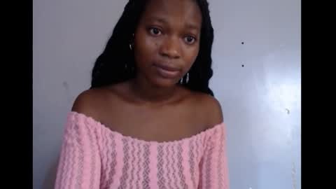 Snapshot of cumebony_petit chatting on September 16, 2:51 pm cumebony_petit online show from September 16, 2:51 pm