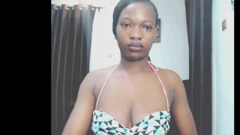 cumebony_petit online show from April 21, 7:03 am