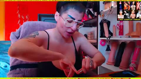 cuminmenowbby online show from February 11, 12:05 pm