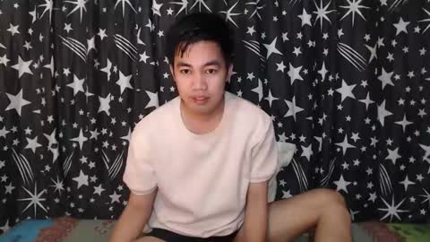 Snapshot of cumloader_ian4u chatting on February 23, 12:08 am IAN online show from February 23, 12:08 am