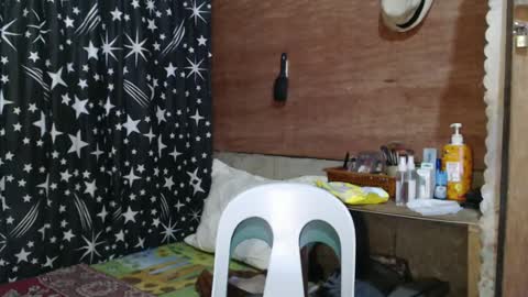 Snapshot of cumloader_ian4u chatting on March 2, 5:01 am IAN online show from March 2, 5:01 am