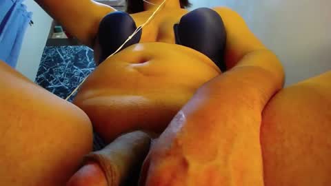 Snapshot of cummachinets chatting on January 15, 4:25 am cummachinets online show from January 15, 4:25 am