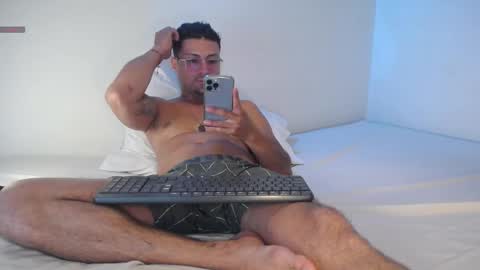 cummerlatino online show from February 27, 8:28 am