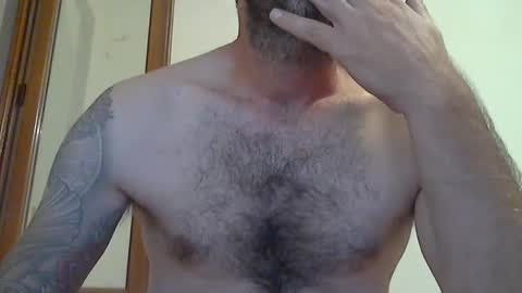 Snapshot of cummincock04 chatting on September 9, 8:52 pm cummincock04 online show from September 9, 8:52 pm