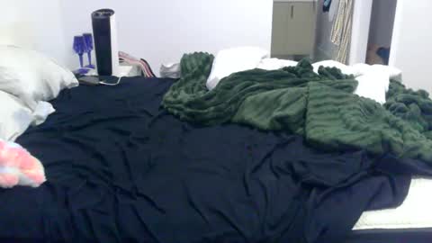 cumtowa online show from September 10, 9:37 pm