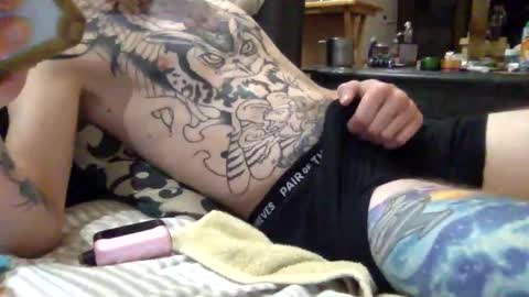 Snapshot of cumonover420 chatting on September 14, 11:59 pm cumonover420 online show from September 14, 11:59 pm