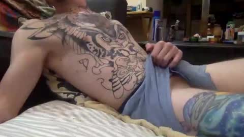 Snapshot of cumonover420 chatting on October 2, 2:18 am cumonover420 online show from October 2, 2:18 am