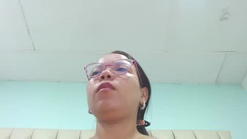 Snapshot of cumontitsxxx chatting on December 30, 11:04 am Cumontitsxxx online show from December 30, 11:04 am