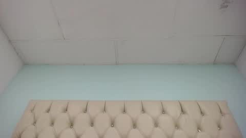 Cumontitsxxx online show from November 18, 4:00 pm