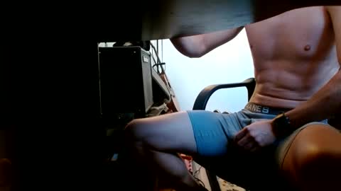 Snapshot of cumplaywithmeb chatting on March 1, 7:26 pm cumplaywithmeb online show from March 1, 7:26 pm