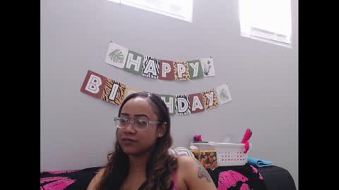 Nia Reese online show from March 8, 6:55 pm