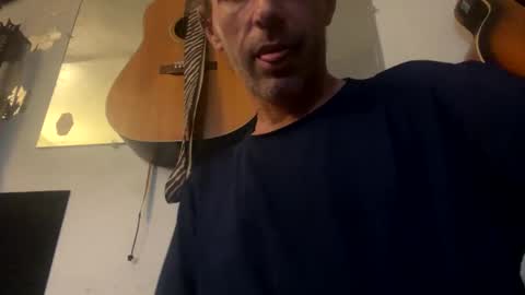 Snapshot of cumslutboi27 chatting on January 8, 5:15 pm cumslutboi27 online show from January 8, 5:15 pm