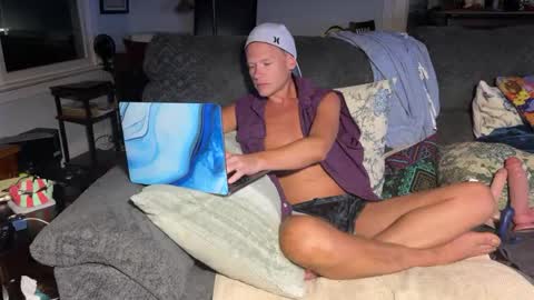 cumwatchmenut online show from July 26, 8:32 am