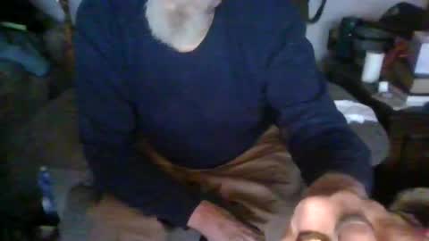 Snapshot of cunnibob chatting on March 4, 1:17 pm cunnibob online show from March 4, 1:17 pm