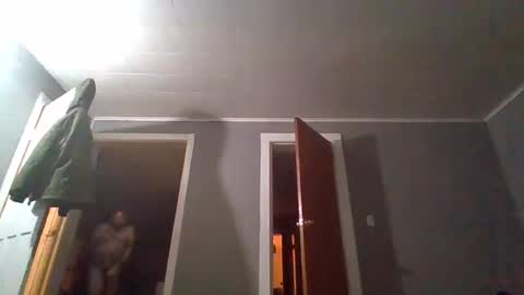 Snapshot of cuntreeboy68 chatting on December 15, 7:13 am Bash online show from December 15, 7:13 am