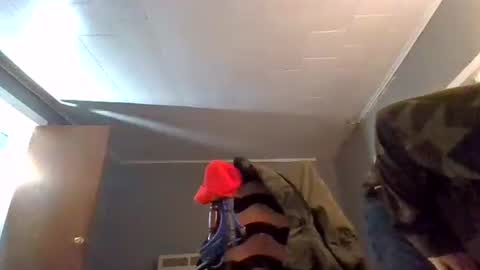 Snapshot of cuntreeboy68 chatting on January 29, 2:19 am Bash online show from January 29, 2:19 am