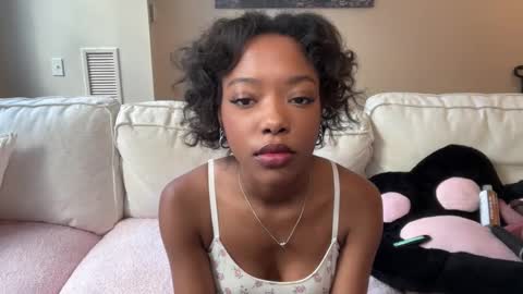 Anna online show from December 4, 5:54 pm