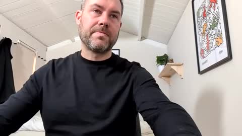 Adam online show from November 4, 9:19 am