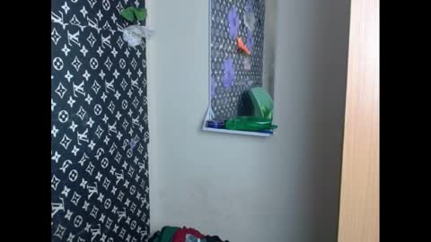 Snapshot of cupidxdoll chatting on February 19, 12:35 am cupidxdoll online show from February 19, 12:35 am