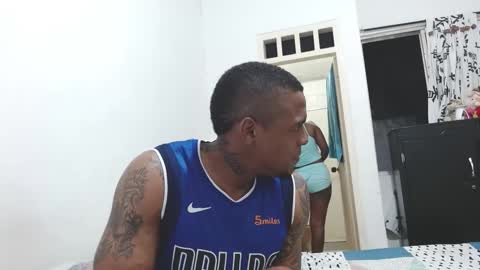 dominic and julieta... independent models online show from January 28, 10:45 am