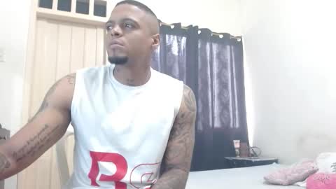 dominic and julieta... independent models online show from November 25, 2:39 pm