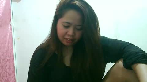 Snapshot of curious_girl247 chatting on December 27, 10:59 pm curious_girl247 online show from December 27, 10:59 pm