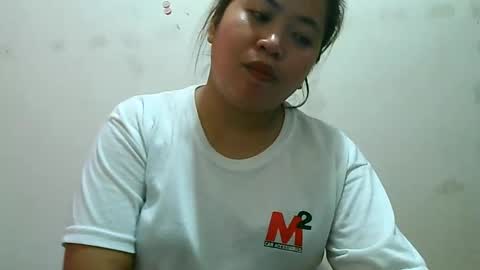 Snapshot of curious_girl247 chatting on January 26, 12:37 am curious_girl247 online show from January 26, 12:37 am