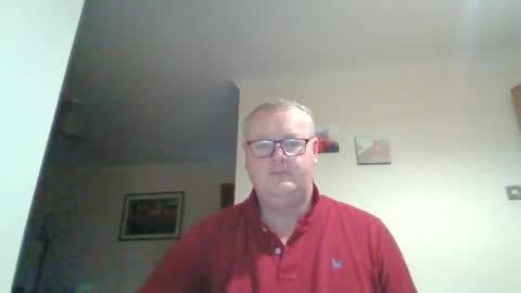 Snapshot of curiousax77 chatting on January 1, 9:17 am curiousax77 online show from January 1, 9:17 am