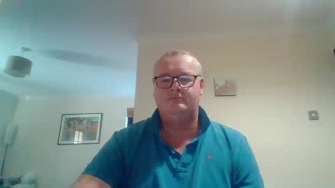 Snapshot of curiousax77 chatting on February 6, 2:04 pm curiousax77 online show from February 6, 2:04 pm