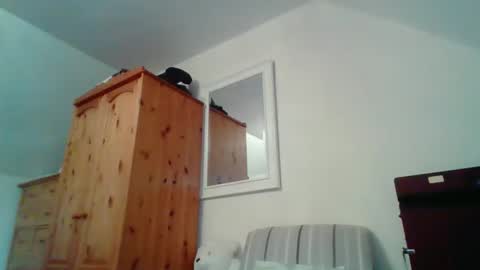 Snapshot of curiousax77 chatting on October 3, 12:13 pm curiousax77 online show from October 3, 12:13 pm