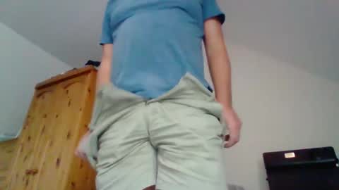 Snapshot of curiousax77 chatting on October 12, 10:03 am curiousax77 online show from October 12, 10:03 am