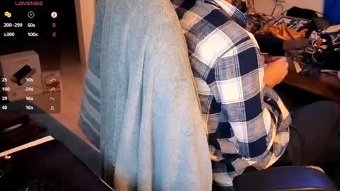 curiousgenie online show from April 21, 10:45 pm