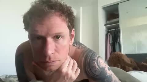 curiousmike6 online show from April 27, 4:21 am