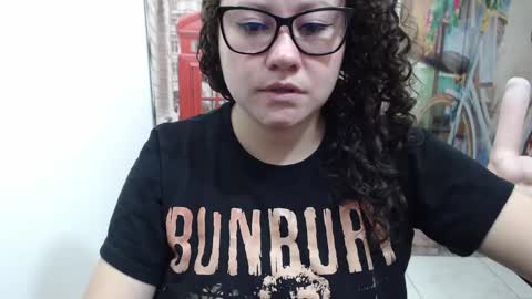 Vannesa online show from November 10, 7:57 pm