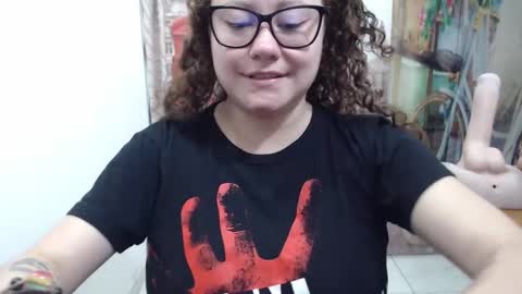 Vannesa online show from December 17, 8:48 pm