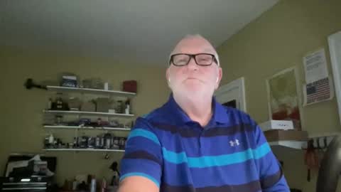 Snapshot of curo69 chatting on December 11, 6:31 pm ALAN online show from December 11, 6:31 pm