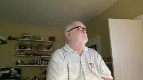 Snapshot of curo69 chatting on December 19, 6:12 pm ALAN online show from December 19, 6:12 pm