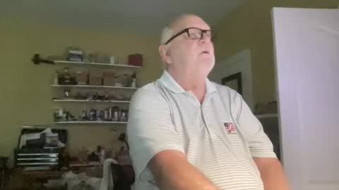 Snapshot of curo69 chatting on December 22, 6:59 pm ALAN online show from December 22, 6:59 pm