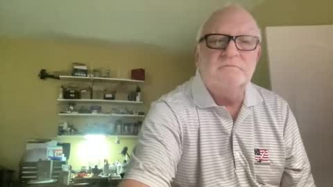 Snapshot of curo69 chatting on January 15, 4:00 pm ALAN online show from January 15, 4:00 pm