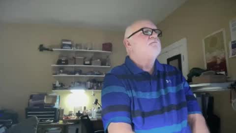 Snapshot of curo69 chatting on March 4, 5:24 pm ALAN online show from March 4, 5:24 pm