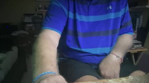 Snapshot of curo69 chatting on October 15, 4:07 pm ALAN online show from October 15, 4:07 pm