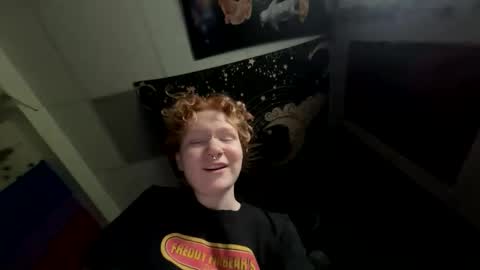 curryarches online show from March 25, 1:39 pm