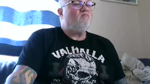 curtus14 online show from May 2, 7:24 am