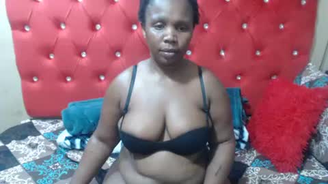 Snapshot of curveass93 chatting on July 2, 3:23 am curveass93 online show from July 2, 3:23 am